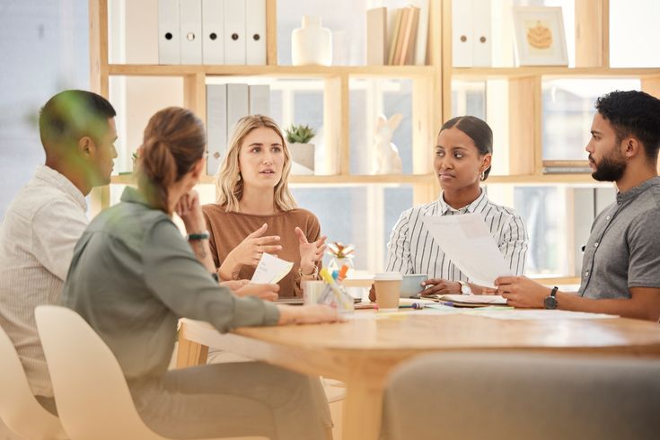 Наша команда экспертов